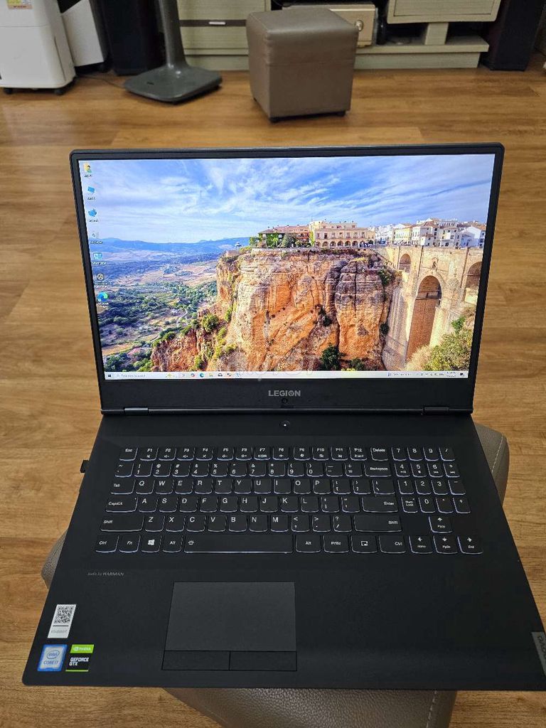 Lenovo Legion Y540 i7 16GB/1.25TB Đẹp như mới. Mua bán Laptop tại Quận Hà Đông Hà Nội được đăng bởi Lam hình 1