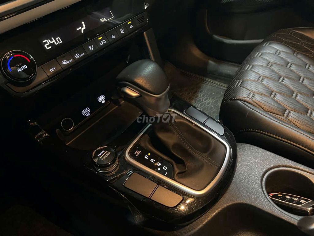 Xe ở hà nội. Mua bán Ô tô tại Quận 1 Tp Hồ Chí Minh được đăng bởi  Minh Trí hình 12