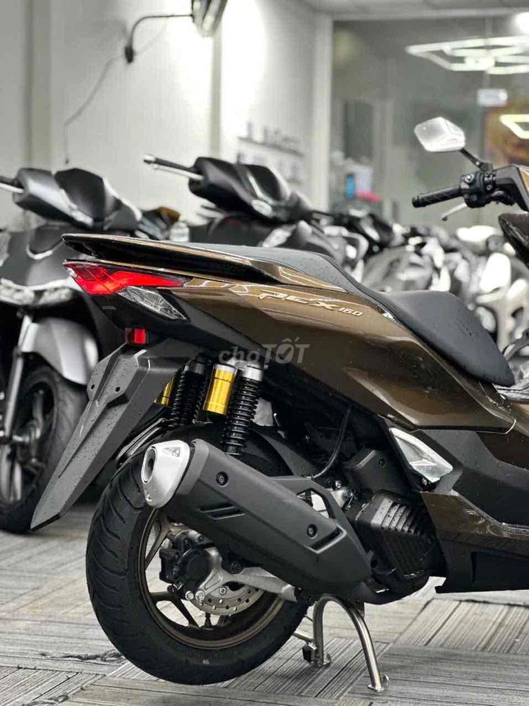 Хонда PCX 160 Roadsys коричневая 212 км