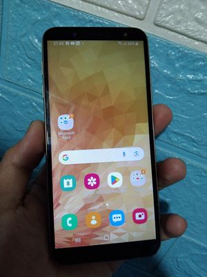 Điện thoại samsung j600 ram3 32gb androi10 có ship