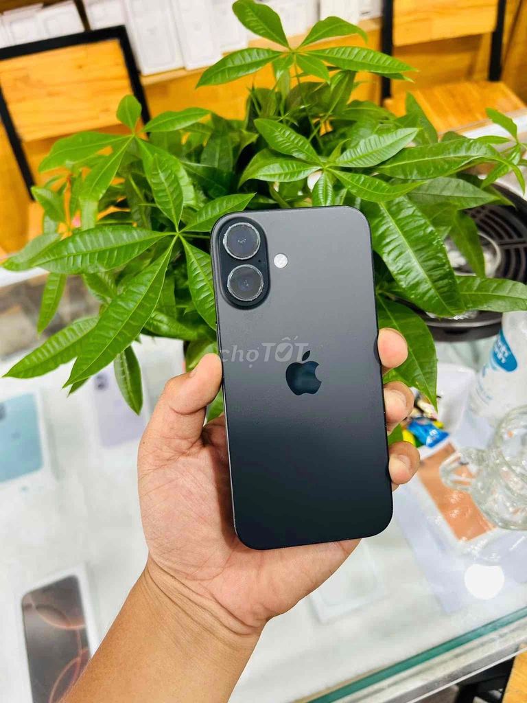 Apple iPhone 16 128GB Đen 99%. Mua bán Điện thoại tại Quận Liên Chiểu Đà Nẵng được đăng bởi chút hình 1