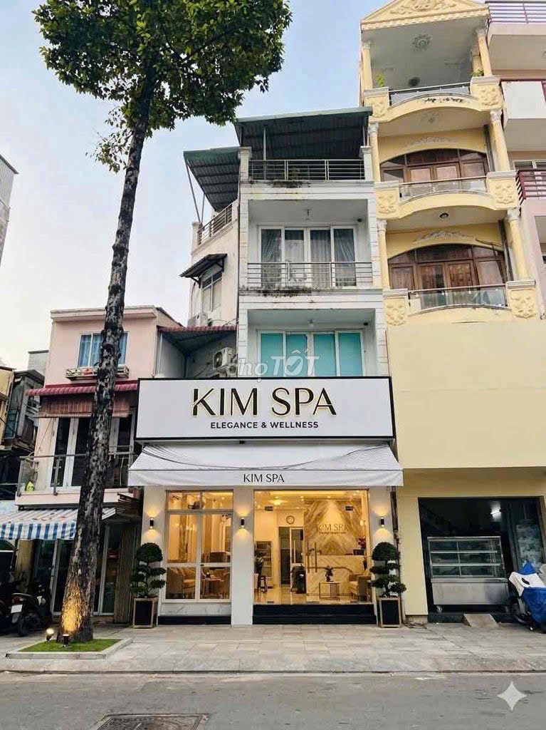 Spa - sahlon tóc MT Nguyễn Công Trứ, Q1. Dt: 6,5x15m, Kc: trệt 3 lầu
