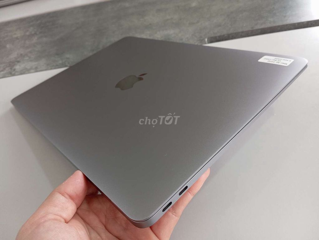 Apple Macbook Air 13 i3 8GB/256GB. Mua bán Laptop tại Thành phố Thủ Dầu Một Bình Dương được đăng bởi Laptop Hoàng Phát hình 1