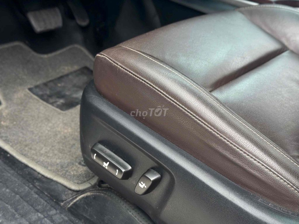 Toyota Fortuner 2018 2.7V 4x2 AT ( Xăng). Mua bán Ô tô tại Quận Ô Môn Cần Thơ được đăng bởi Chuyên Mua Bán Ô Tô Qua Sử Dụng Carpla Cần Thơ hình 15
