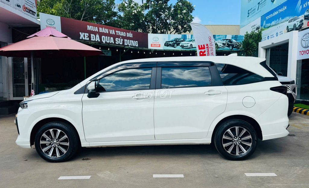Toyota Avanza Premio 2025 photo 4