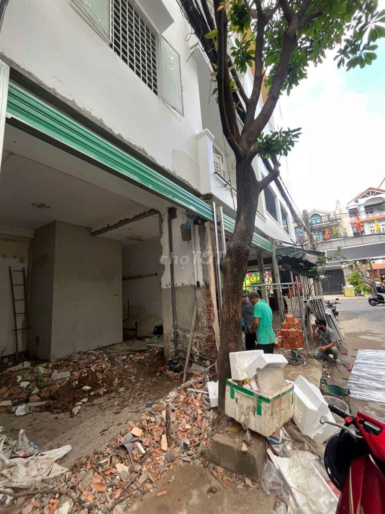 Cửa cuốn Kim loại màu Xanh. Mua bán Nội thất, đồ gia dụng khác tại Huyện Trảng Bàng Tây Ninh được đăng bởi Cửa cuốn Phương Anh  hình 1