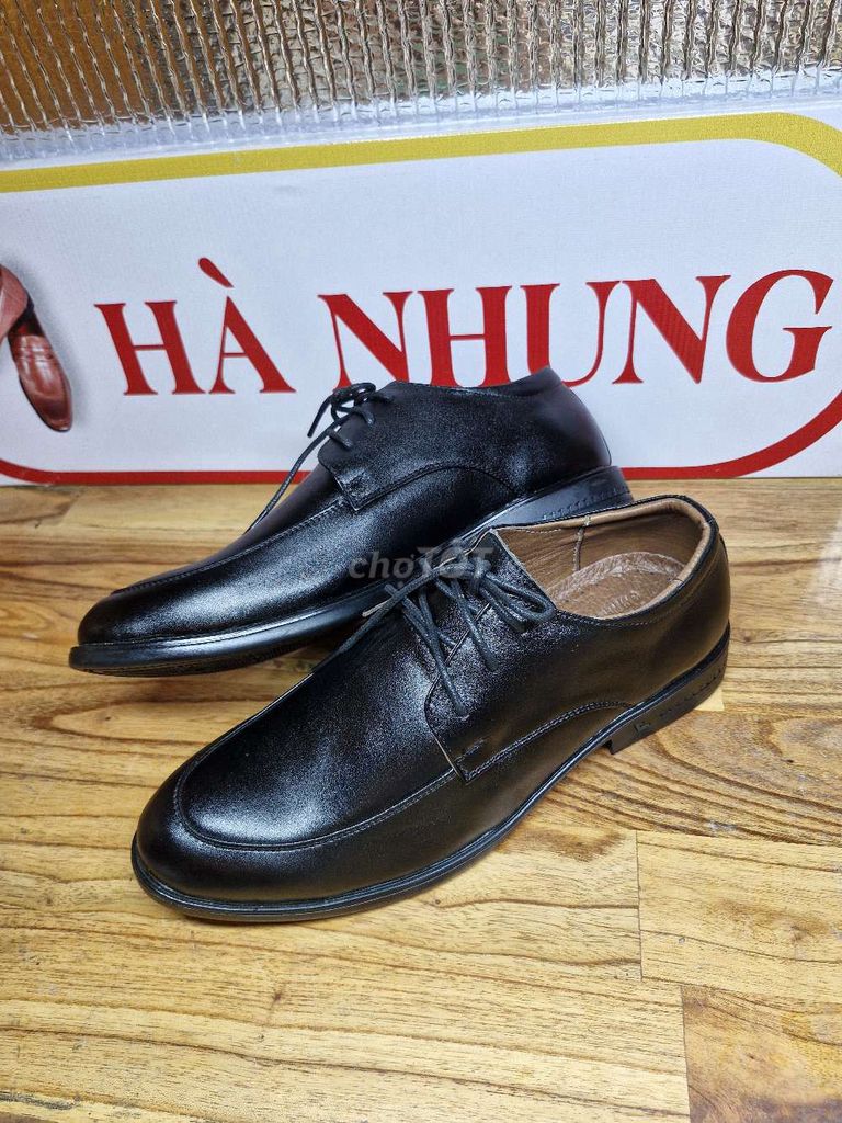 Giày Tây Nam Trung Niên Mũi Tròn Da Bò Buộc Dây . Mua bán Giày dép tại Quận Cẩm Lệ Đà Nẵng được đăng bởi HIỆU GIÀY TÂN TIẾN ĐÀ NẴNG hình 1