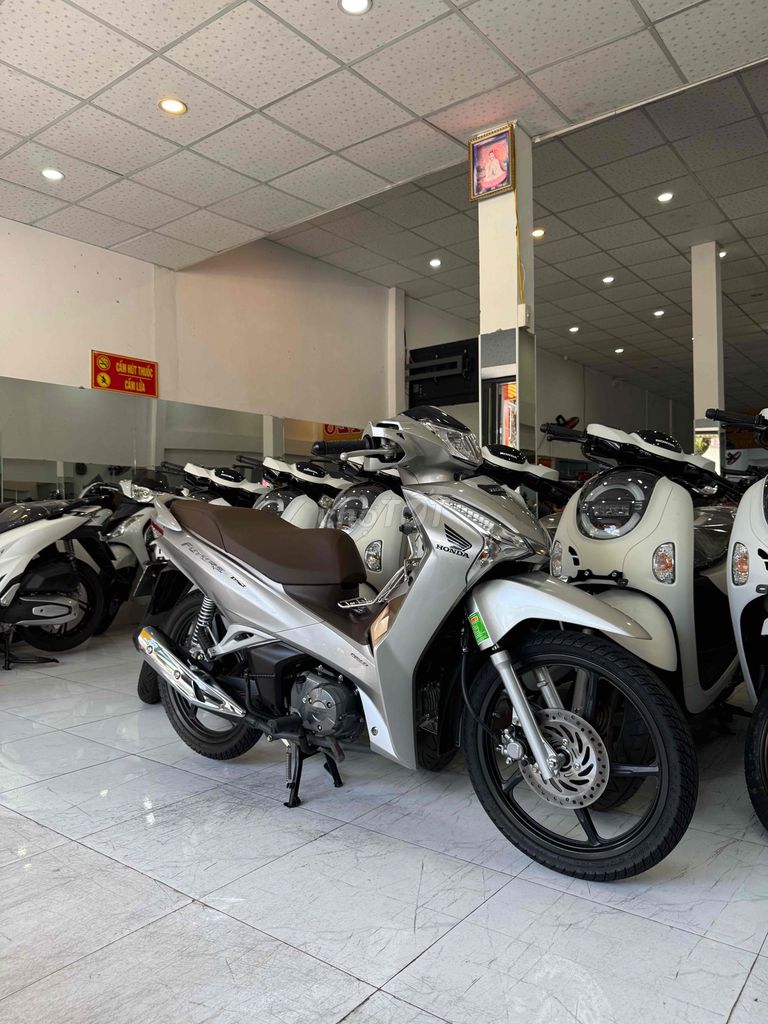 ZIN CỌP - Như Mới - FUTURE 2021 ĐK 2022 Màu Hiếm. Mua bán Xe máy tại Thành phố Rạch Giá Kiên Giang được đăng bởi XE MÁY CŨ TÂN 128 hình 17