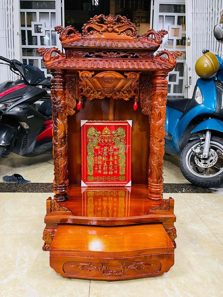 Bàn thờ ông địa mái chùa [hàng dầy]