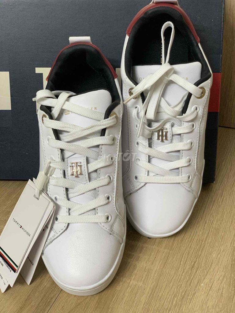 Giày Tommy nữ Auth 100%