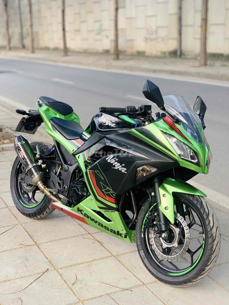 Kawasaki NINJA 300 abs  2018  biển TP-xe đẹp keng. Mua bán Xe máy tại Quận Cầu Giấy Hà Nội được đăng bởi Tong motor xe may hình 2