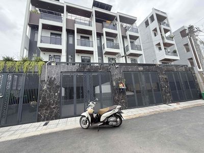Nhà phố 79 m² · 4 PN · Đường Thạnh Lộc 27