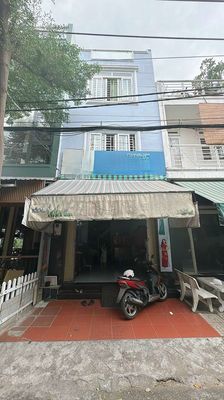 Nhỉnh 5 Tỷ Bán nhà MTKD Đinh Liệt,Tân Phú.dt 4x8. Đúc 2 Lầu