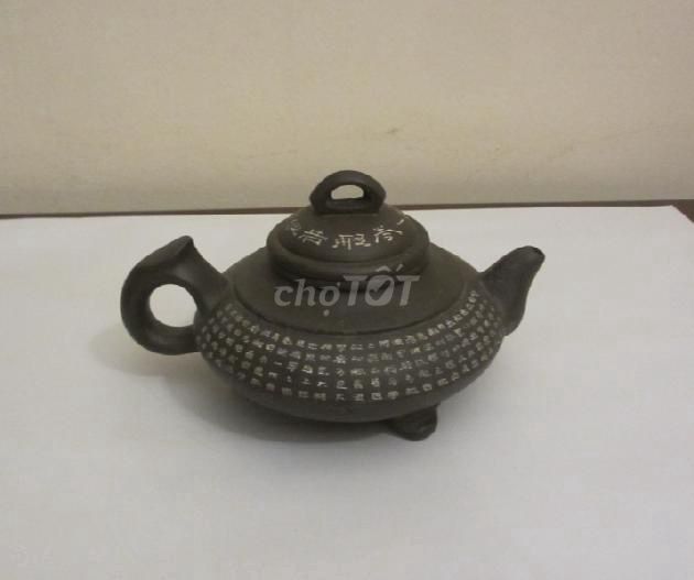 Ấm trà kiểu cổ. Mua bán Đồ sưu tầm, đồ cổ tại Quận Hai Bà Trưng Hà Nội được đăng bởi Mi Chu hình 1