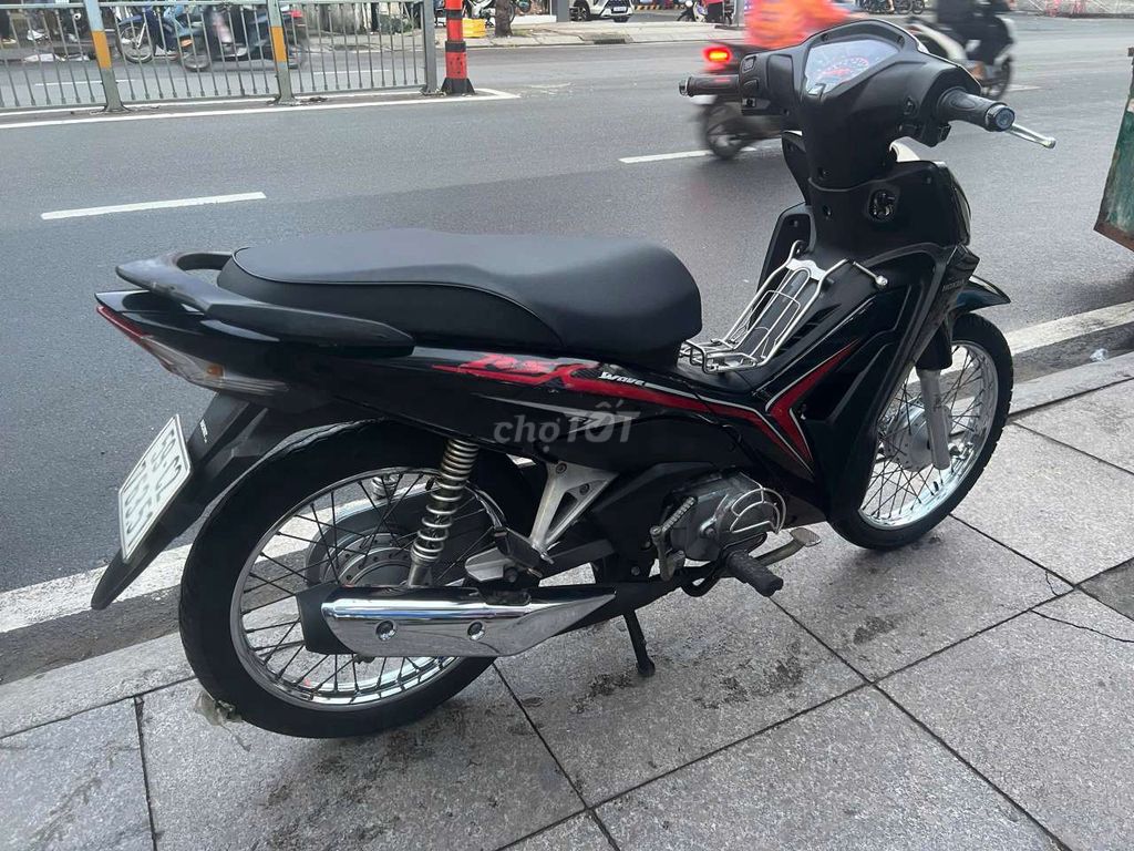 Honda wave RSX Fi 2017 mới 90% biển số thành phố. Mua bán Xe máy tại Quận Tân Phú Tp Hồ Chí Minh được đăng bởi Tuanduy hình 4