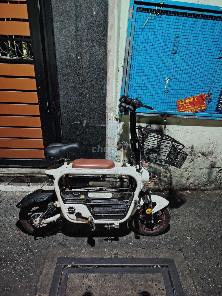 Xe đạp điện Mini Nhật Bản Trắng. Mua bán Xe điện tại Quận 4 Tp Hồ Chí Minh được đăng bởi A út  hình 1