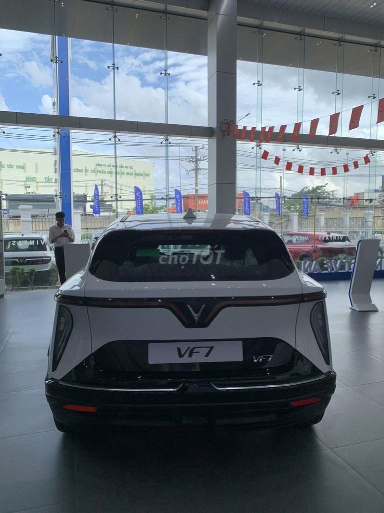 VF7 BAO NỢ XẤU - 150TR NHẬN XE - MIỄN PHÍ SẠC. Mua bán Ô tô tại Quận 1 Tp Hồ Chí Minh được đăng bởi Vinfast An Sương hình 7
