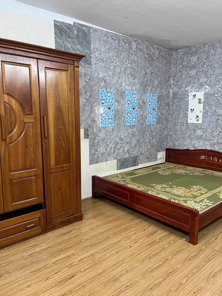 Аренда 5 этажа, Тхань Суан Бак, 65м², 2 спальни