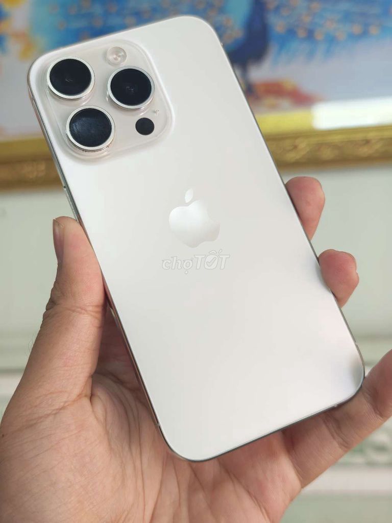 Apple iPhone 15 Pro 256GB Titan trắng . Mua bán Điện thoại tại Quận 8 Tp Hồ Chí Minh được đăng bởi Đam Mê Công Nghệ hình 1