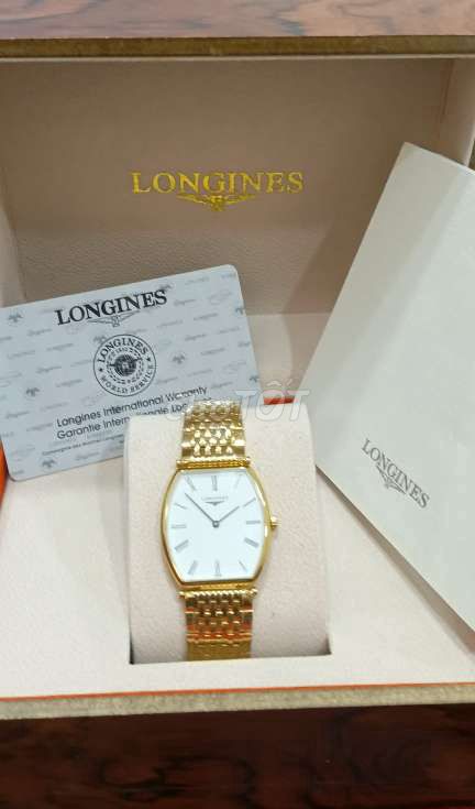 Longinezz quart mặt hình Oval kiểu Tank siêu sang