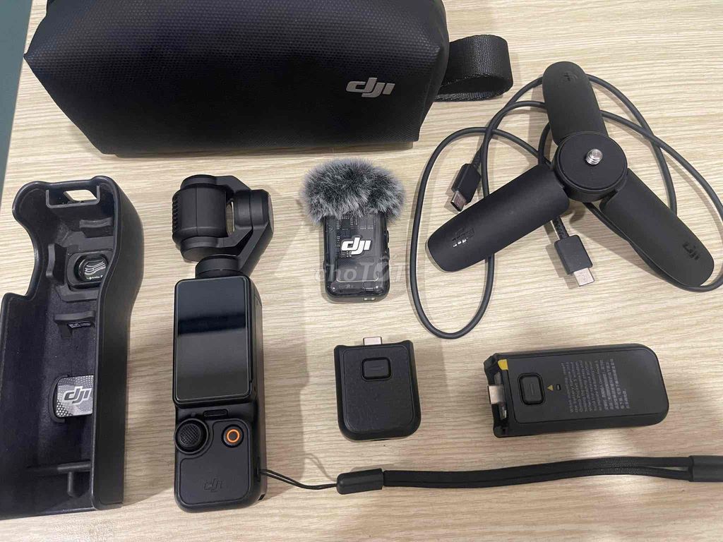 DJI Pocket 3 rất ít dùng gần như new full box. Mua bán Máy ảnh, Máy quay tại Huyện Phong Điền Cần Thơ được đăng bởi TTK Shop hình 1