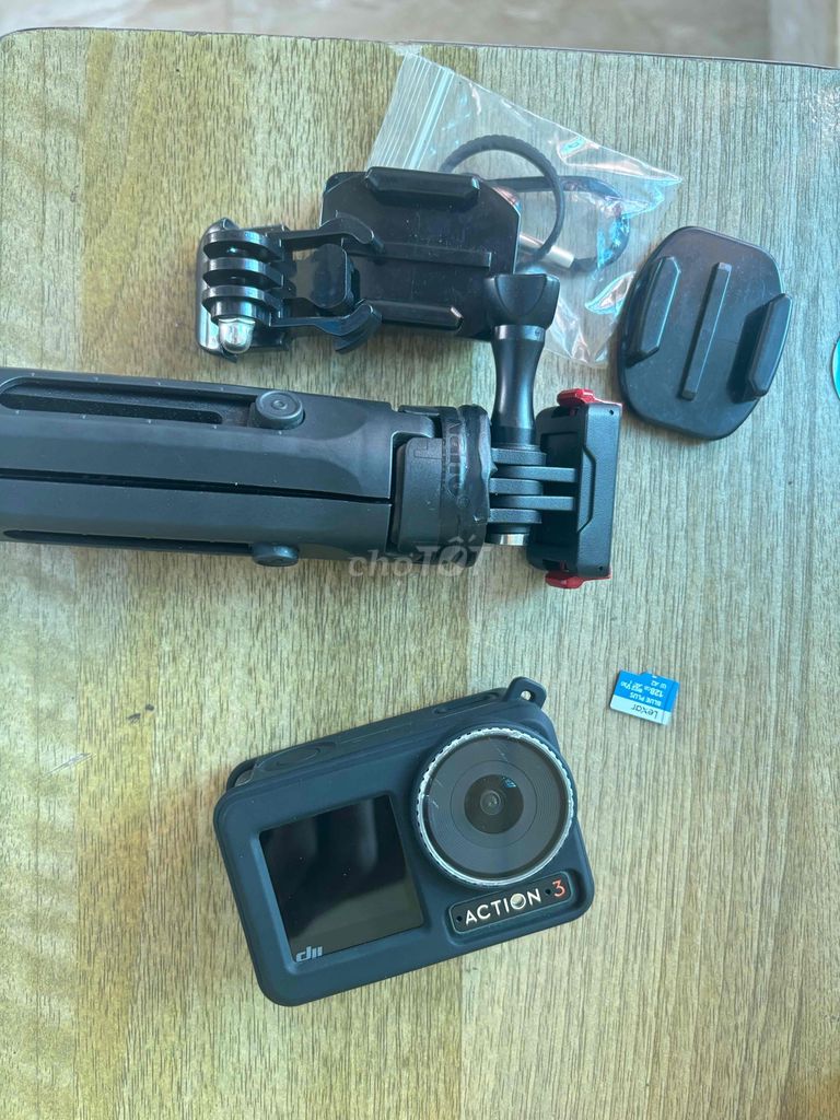 DJI Action 3 xước lend. Mua bán Máy ảnh, Máy quay tại Thành phố Thái Bình Thái Bình được đăng bởi nguyễn đức hình 1