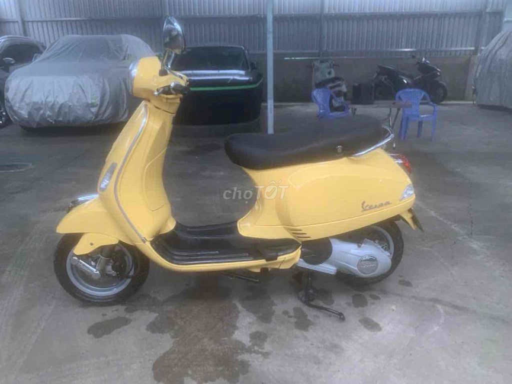 Piaggio Vespa LX 125 3V ie 2014 Vàng 9500km. Mua bán Xe máy tại Quận Tân Phú Tp Hồ Chí Minh được đăng bởi nguyên xuan thinh hình 3