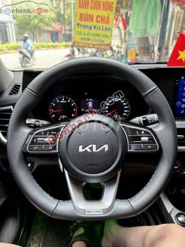 Kia Seltos Premium 1.4 AT 2022. Mua bán Ô tô tại Quận Hoàng Mai Hà Nội được đăng bởi Lữ Cảnh hình 4