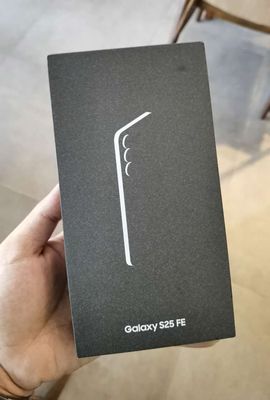 bán hoặc gl samsung S25 FE fullbox care+ đến 2028