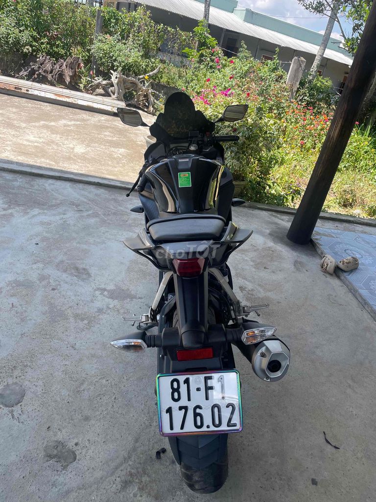 bán xe R15v3- yamaha. Mua bán Xe máy tại Huyện Đăk Pơ Gia Lai được đăng bởi Nguyễn Văn Hường hình 3