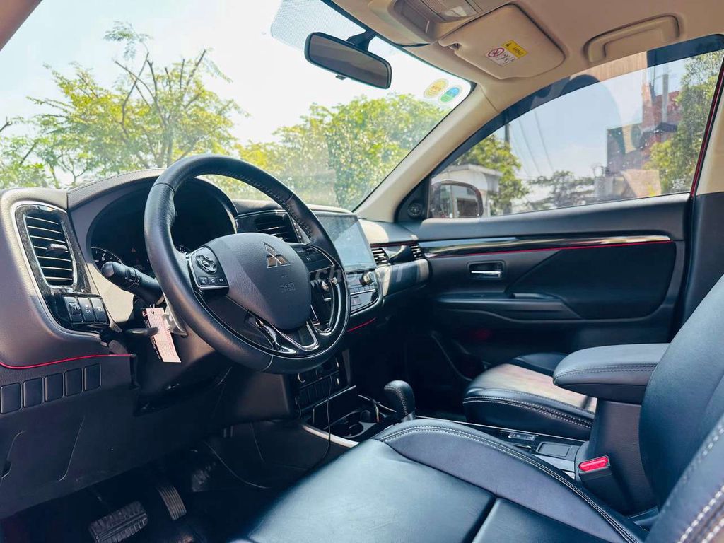 OUTLANDER 2.0 CVT 6️⃣6️⃣6️⃣TR -👉43000 km. Mua bán Ô tô tại Quận Bình Tân Tp Hồ Chí Minh được đăng bởi Thân Lê Mitsubishi Bình Tân hình 8