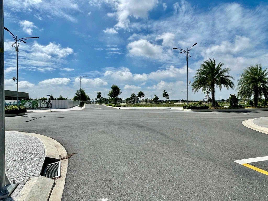 TÌM CHỦ ĐẦU TƯ CHO LÔ ĐẤT TUYỆT ĐẸP 📌  TOẠ LẠC TẠI KDC PHƯỚC ĐÔNG. Mua bán đất tại Huyện Cần Đước Long An được đăng bởi Gia Phú BDS hình 3