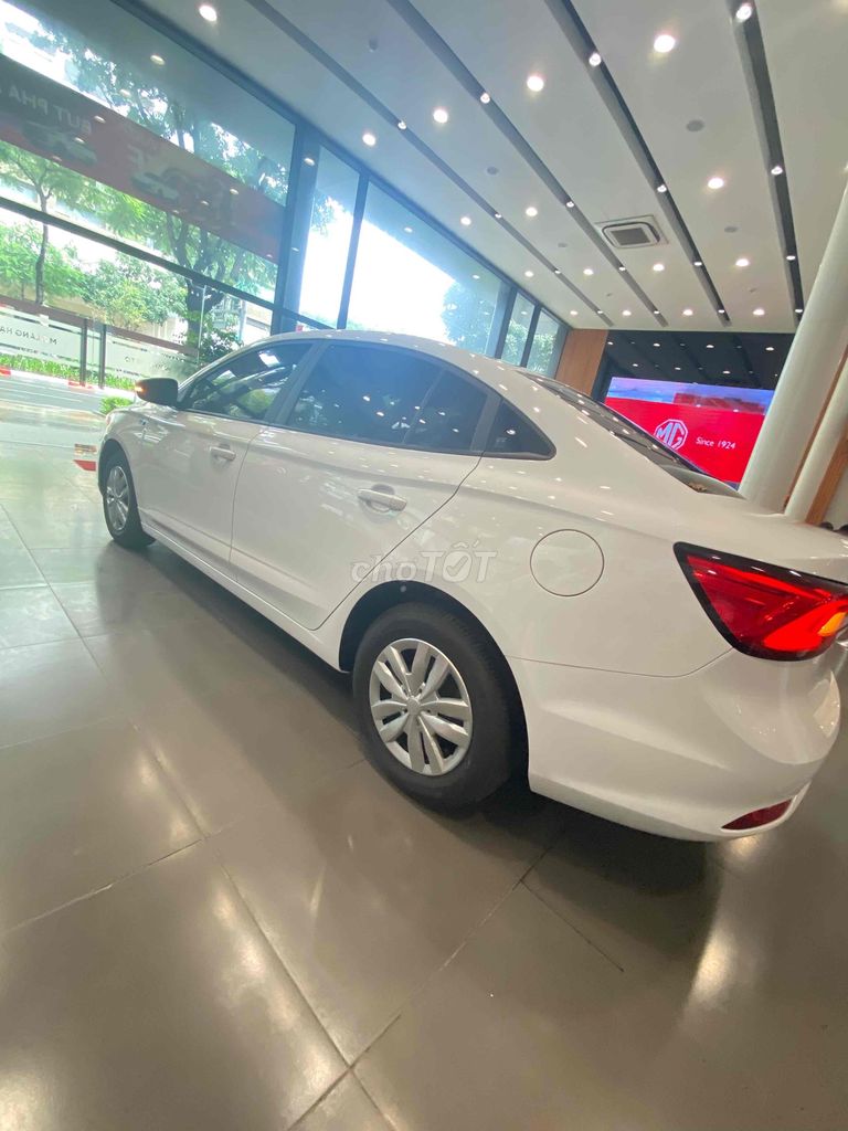 MG5 MT Chiếc   sedan hạng C giá tốt mà chất lượng. Mua bán Ô tô tại Quận Đống Đa Hà Nội được đăng bởi Phạm Quốc Khánh hình 5