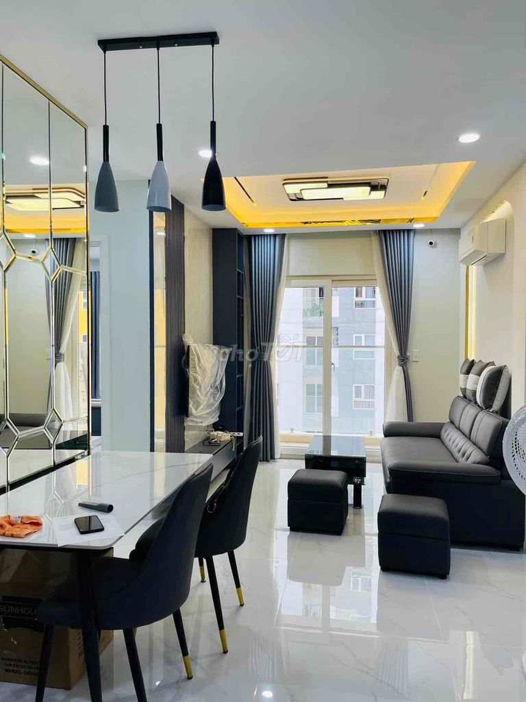 Chính chủ cần cho thuê căn góc 2PN cực đẹp cc Diamond Riverside quận 8