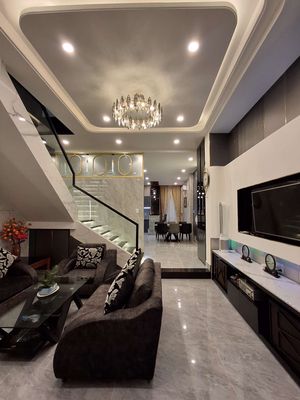 Аренда · 4 комн. · 95 м² · Quận Ngũ Hành Sơn, ул. Đa Mặn  3