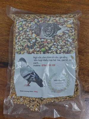 Thức ăn cho chim bồ câu, gà 500g nhiều loại hạt