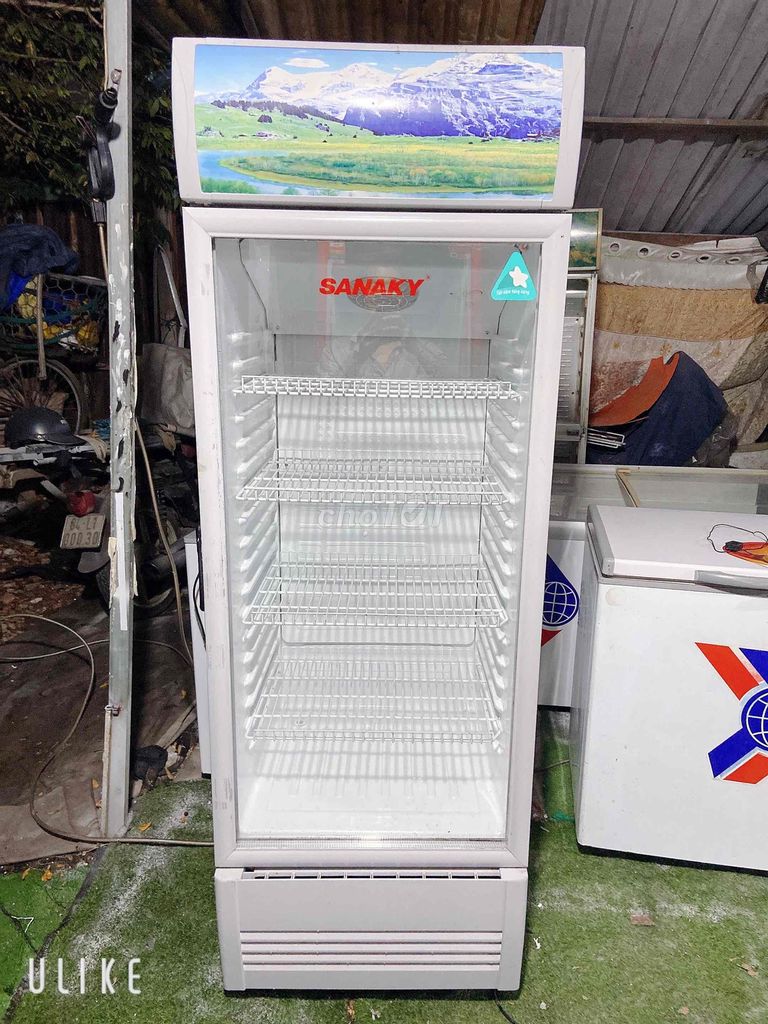 Tủ mát Sanaky 380L hoạt động tốt