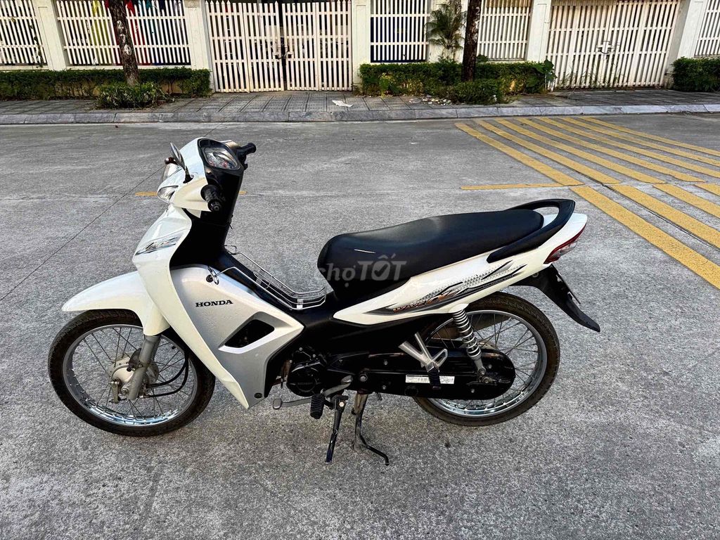 Honda Wave 110 2017 Trắng 55051 km. Mua bán Xe máy tại Huyện Hoài Đức Hà Nội được đăng bởi Ngọc Anh hình 2