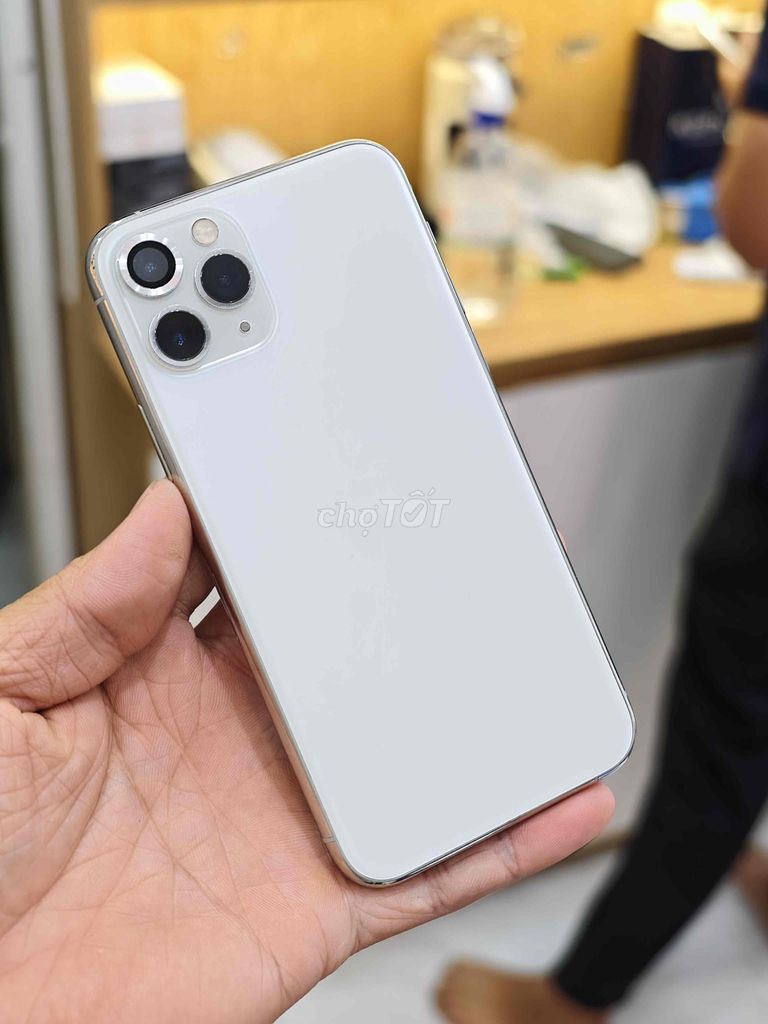 Apple iPhone 11 Pro 128GB Trắng 99%. Mua bán Điện thoại tại Quận 10 Tp Hồ Chí Minh được đăng bởi Khánh Trần hình 1