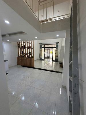 Аренда · 2 комн. · 100 м² · Quận Cẩm Lệ, ул. Đường Bùi Thiện Ngộ