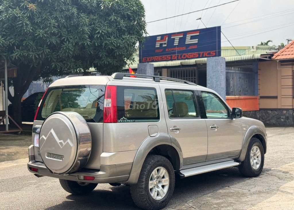 FORD EVEREST 2009 MÁY DẦU SỐ TỰ ĐỘNG. Mua bán Ô tô tại Huyện Hóc Môn Tp Hồ Chí Minh được đăng bởi CHỢ Ô TÔ AN SƯƠNG hình 5