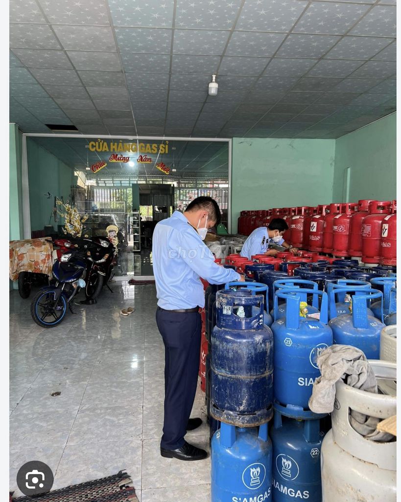 Tuyen 3 nhân viên giao gas khu vực tân phú