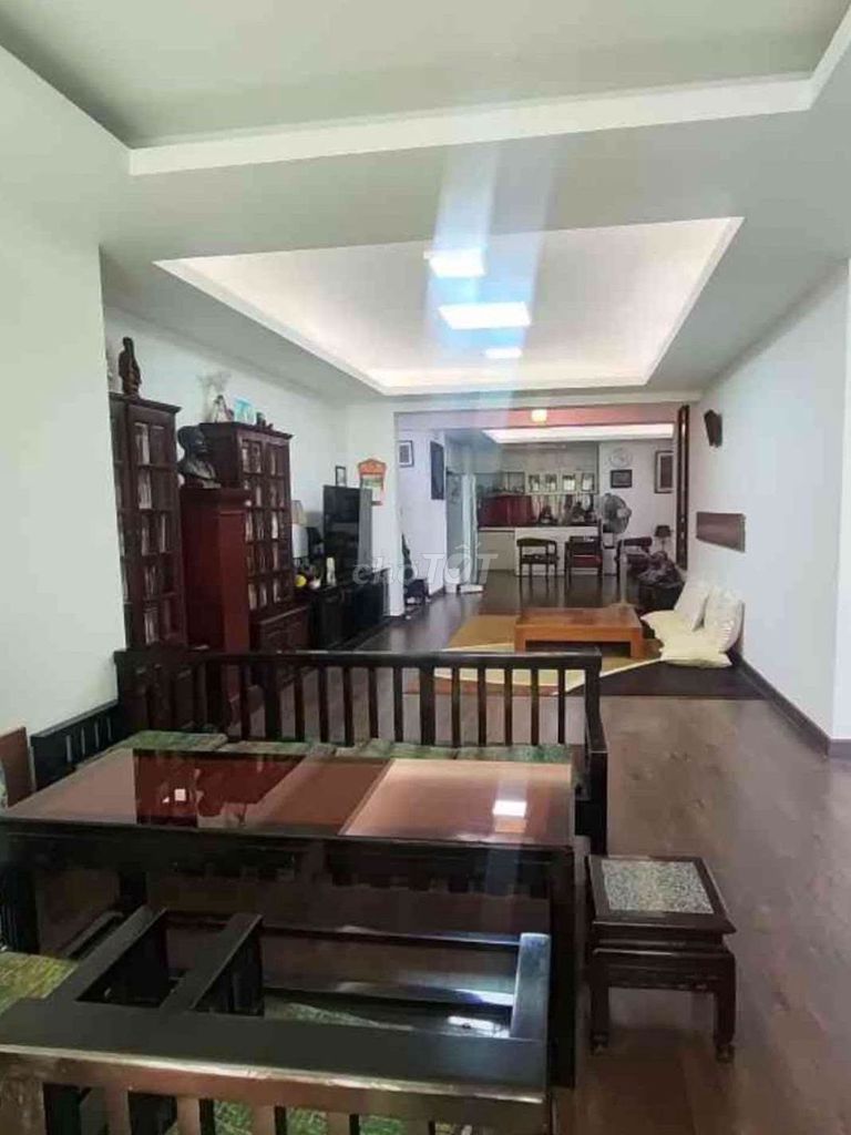 Продается угловая квартира Pham Ngoc Thach 155 м2, 3 спальни, ~ 14 миллиардов долларов