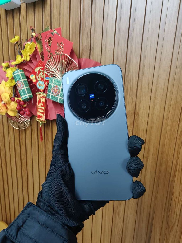 Vivo X300 Pro 512GB Xám. Mua bán Điện thoại tại Thành phố Đà Lạt Lâm Đồng được đăng bởi Lộc Lá Mô Bai hình 1