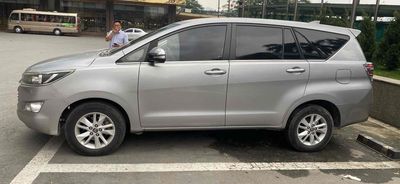 Toyota Innova 2017 2.0E - 220000 km. Mua bán Ô tô tại Quận Hoàng Mai Hà Nội được đăng bởi Tú Nguyễn