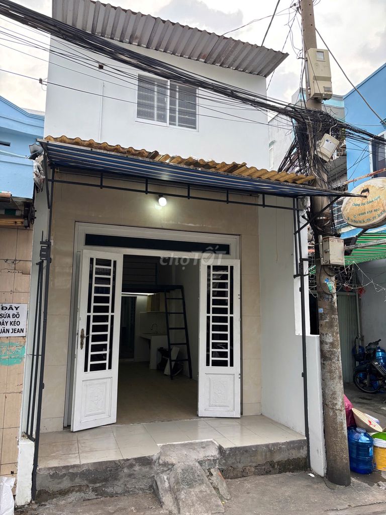5.950 TỶ – NHÀ MẶT TIỀN ĐOÀN VĂN BƠ Q4 – 4 BẾP RIÊNG, 4WC –4PN. 