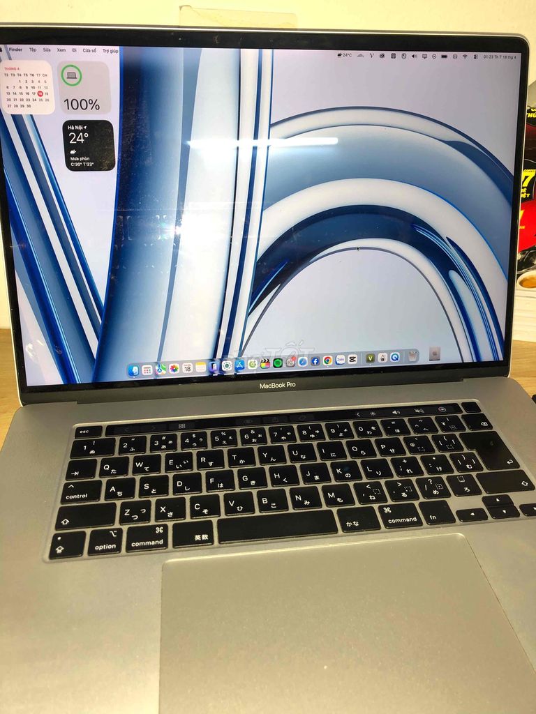 Macbook Pro 2019 16 inch giá lợn chết cho ae. Mua bán Laptop tại Huyện Thanh Trì Hà Nội được đăng bởi Nguyễn Nam Quân hình 1