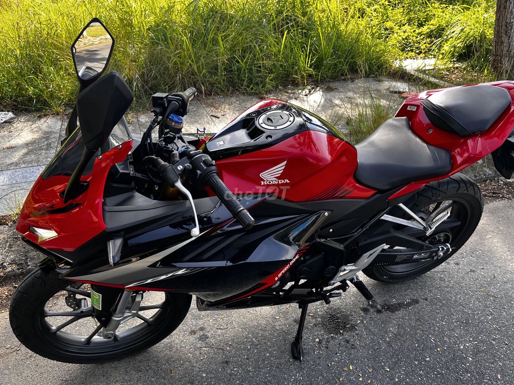 HONDA CBR 150RR - 2023 Chính chủ / Biển 43. Mua bán Xe máy tại Quận Ngũ Hành Sơn Đà Nẵng được đăng bởi Nguyễn Việt Long hình 4
