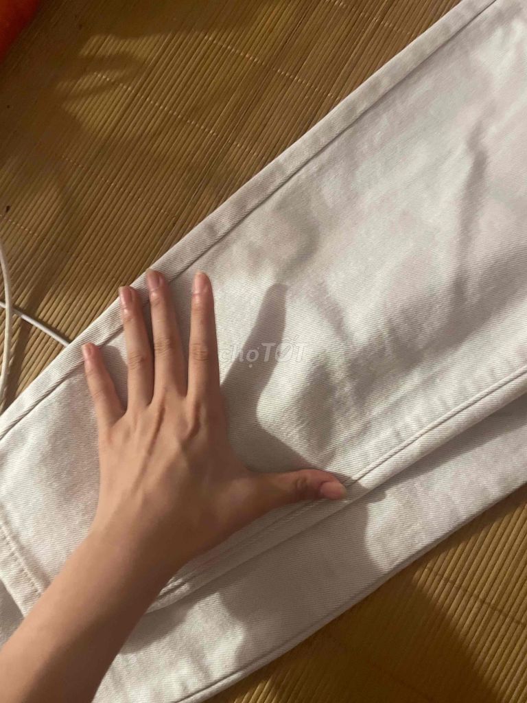 Quần jeans nữ Beggi Trắng. Mua bán Quần áo tại Huyện Hạ Hòa Phú Thọ được đăng bởi Te xinh hình 1
