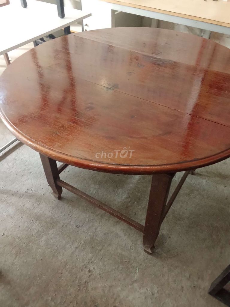 Bàn ăn gỗ tròn đã sử dụng. Mua bán Bàn ghế tại Thành phố Bến Tre Bến Tre được đăng bởi Mr Sơn  hình 1